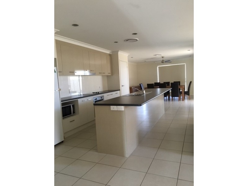 142 Price Street, Chinchilla QLD 4413