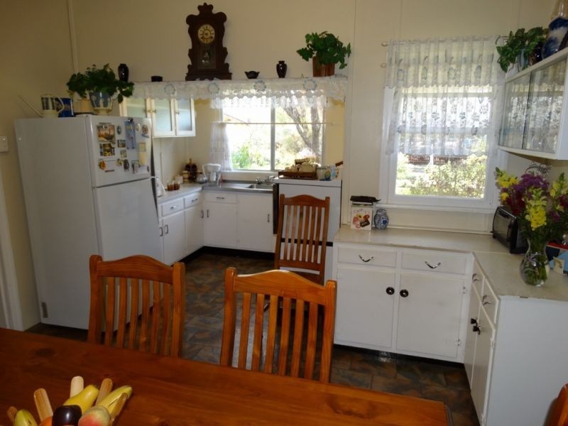 31 Lytton Street, Warra QLD 4411