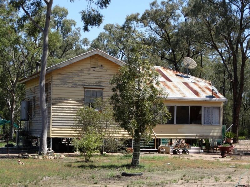 270 Tregathlyn Road, Tara QLD 4421