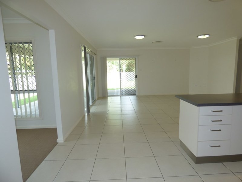 11 Sommerfeld Crs, Chinchilla QLD 4413