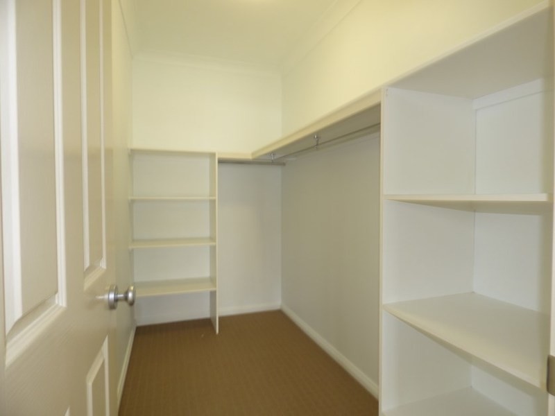 11 Sommerfeld Crs, Chinchilla QLD 4413