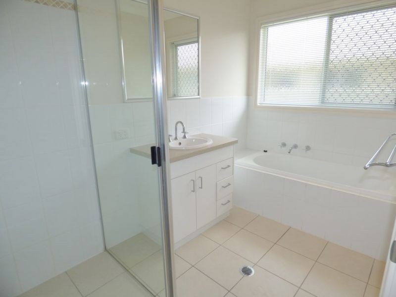 11 Sommerfeld Crescent, Chinchilla QLD 4413