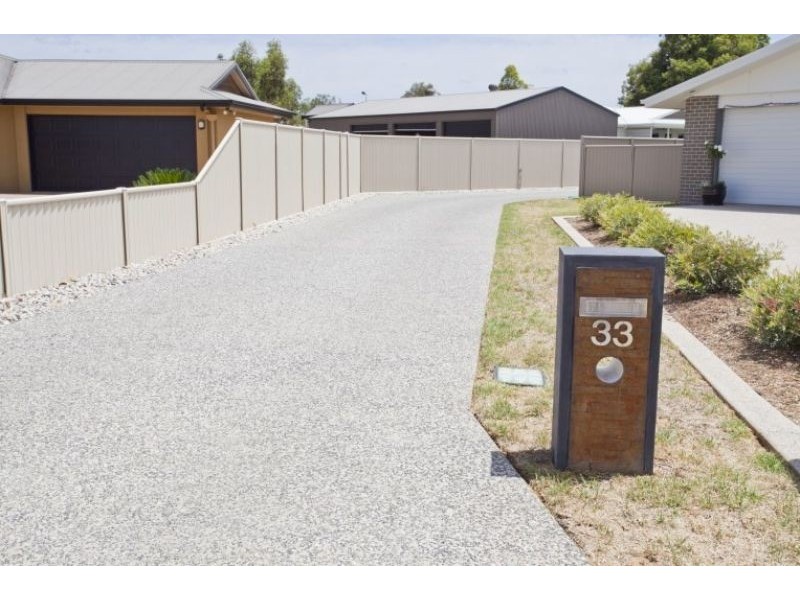 1,579m2 Hideaway in Sommerfeld Crescent, Chinchilla QLD 4413