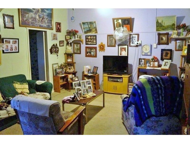 10 Bell Street, Chinchilla QLD 4413