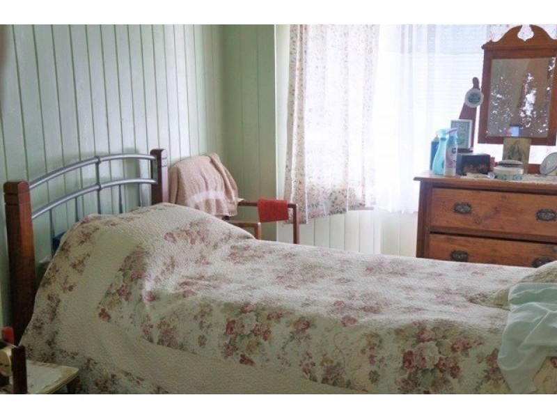 10 Bell Street, Chinchilla QLD 4413