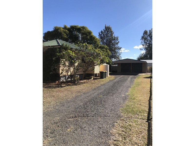 27 Wambo Street, Chinchilla QLD 4413