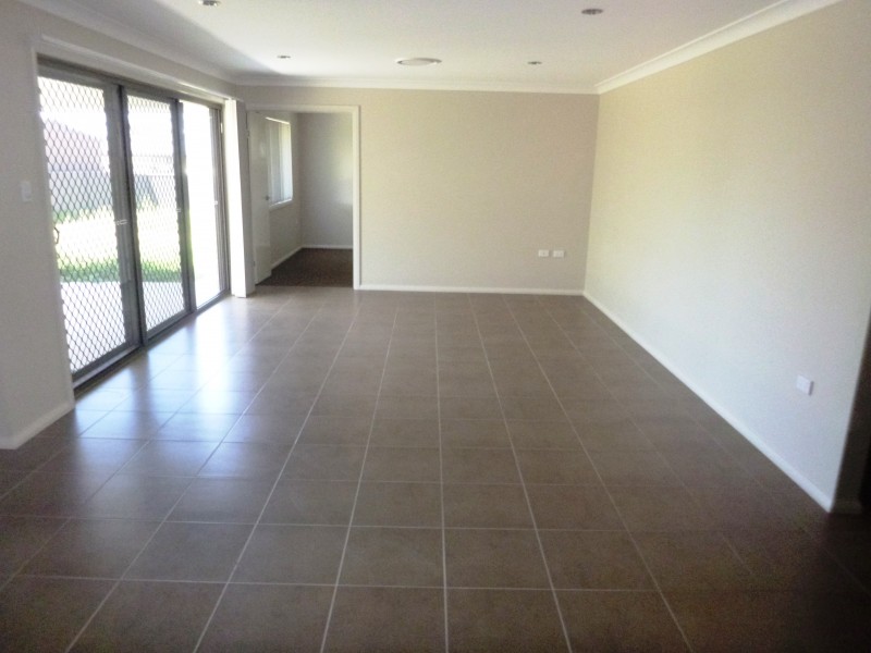 8 Gower Street, Chinchilla QLD 4413