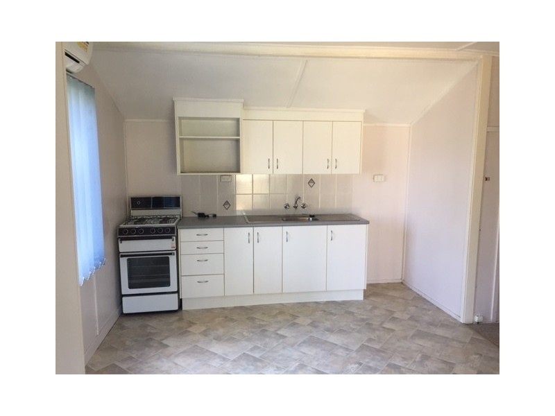 10 Helena Street, Chinchilla QLD 4413