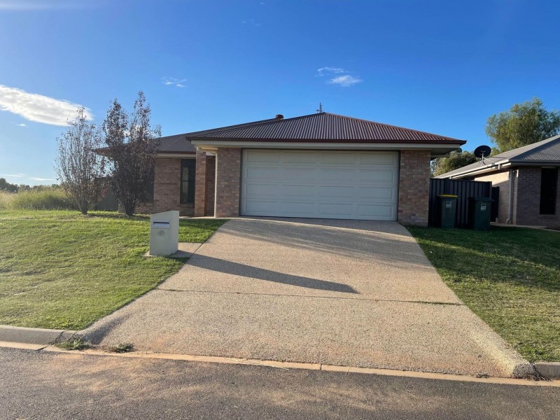 45 Sheridan Street, Chinchilla QLD 4413