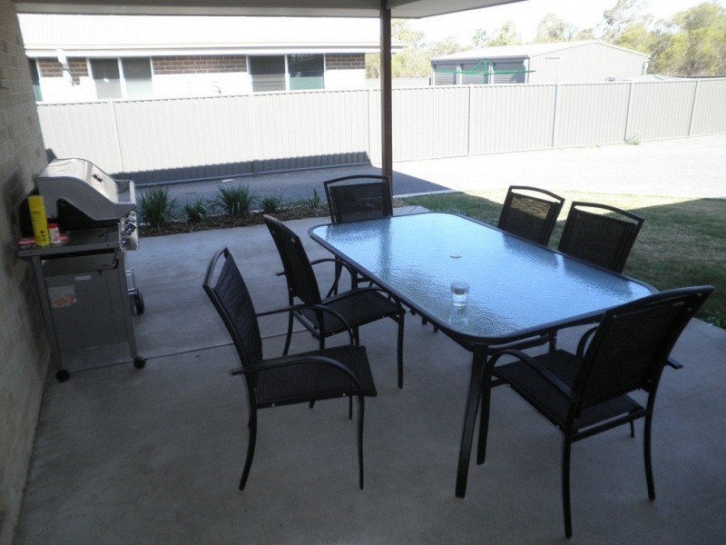 10 Layne Crescent, Chinchilla QLD 4413