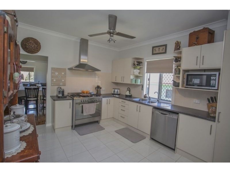 20 Heeney Street, Chinchilla QLD 4413