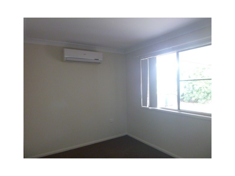 2/73 Wambo Street, Chinchilla QLD 4413