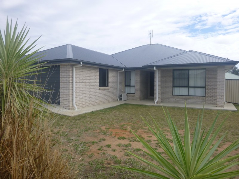 7 McKenzie, Chinchilla QLD 4413