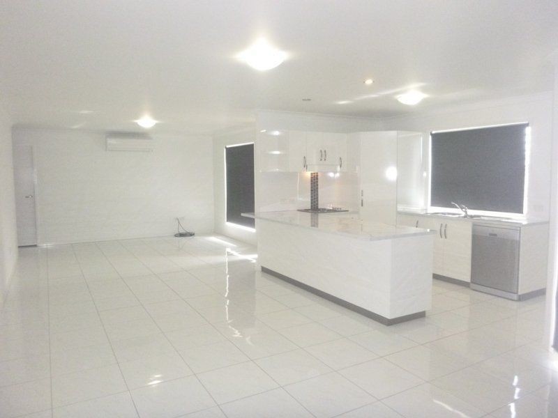 Unit. 1/4 Dudley Street, Chinchilla QLD 4413