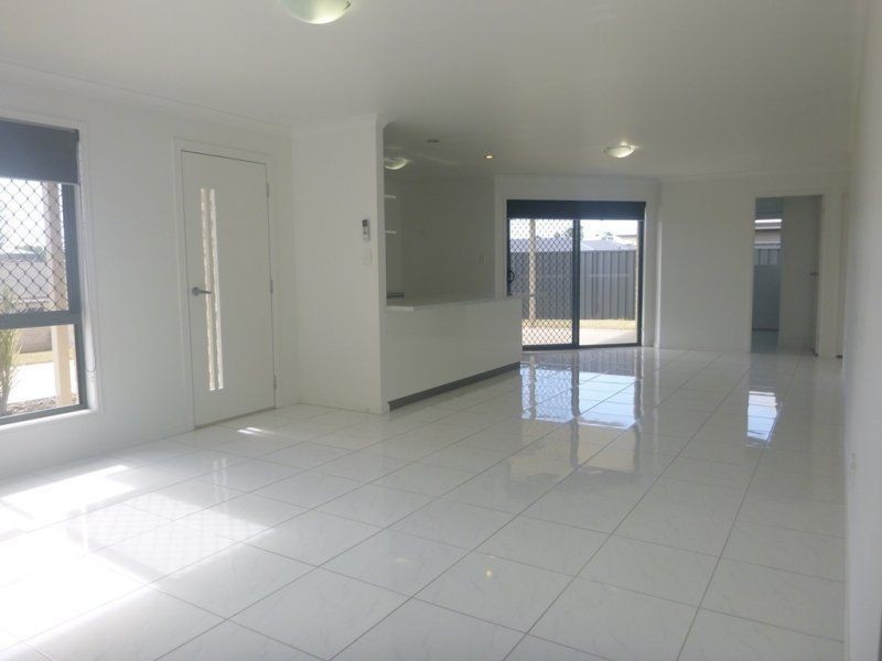 Unit. 1/4 Dudley Street, Chinchilla QLD 4413