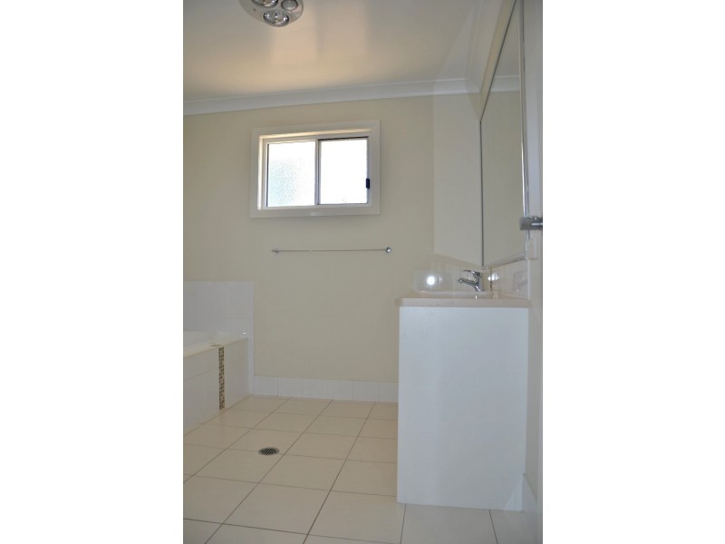 80 Boyd Street, Chinchilla QLD 4413