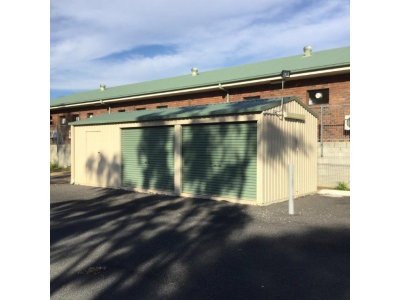 2/19 Bell St, Chinchilla QLD 4413