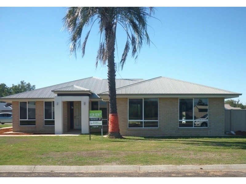 36 Sommerfeld Crescent, Chinchilla QLD 4413