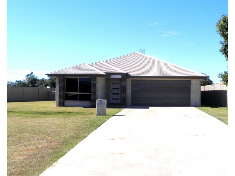 23 Price Street, Chinchilla QLD 4413