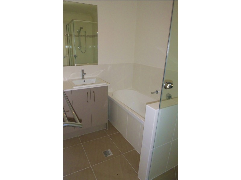 2/37 Skewis Street, Chinchilla QLD 4413