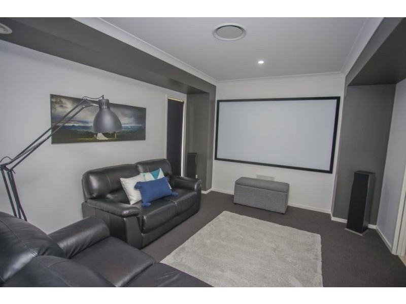 10 Parker Place, Chinchilla QLD 4413