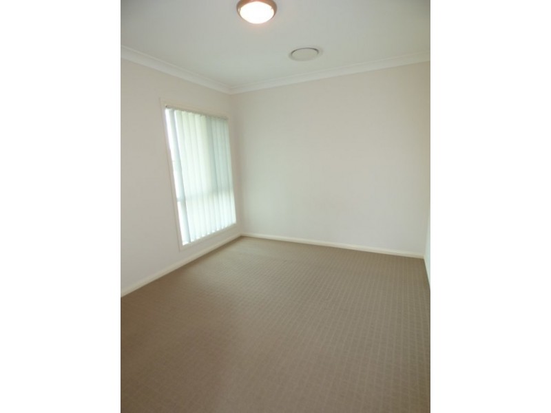 11 Sommerfeld Crs, Chinchilla QLD 4413