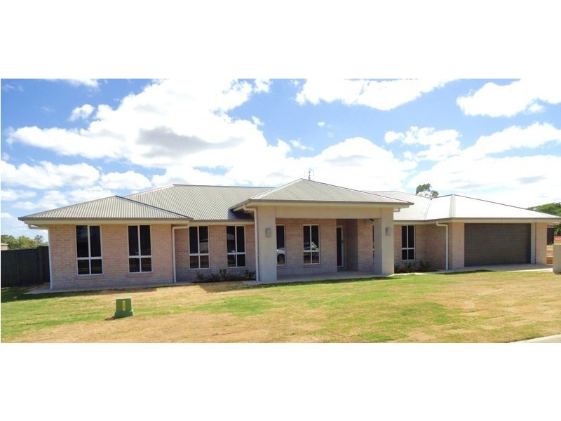 71 Frame Street, Chinchilla QLD 4413