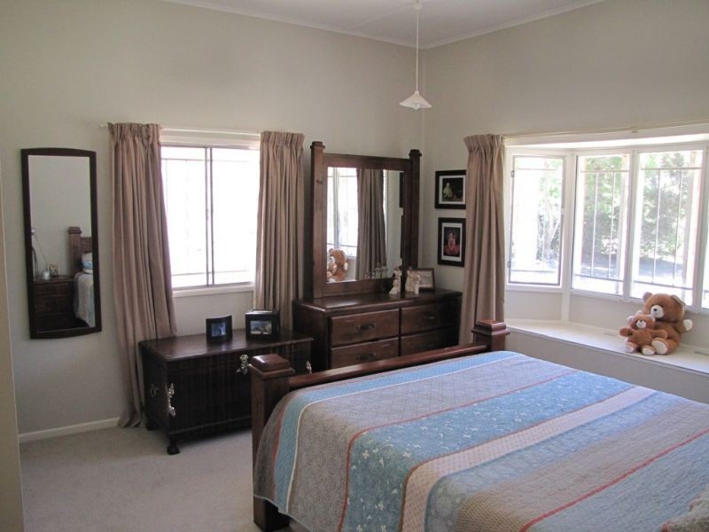 42 Oak Street, Chinchilla QLD 4413