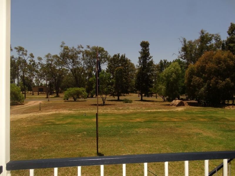 42 Oak Street, Chinchilla QLD 4413