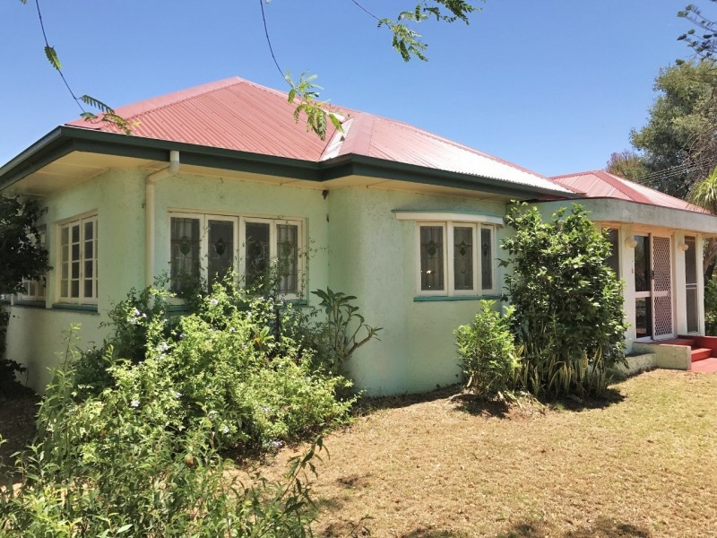 10 Inverai Road, Chinchilla QLD 4413