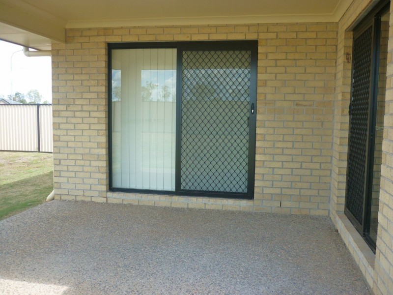 8 McKenzie Street, Chinchilla QLD 4413