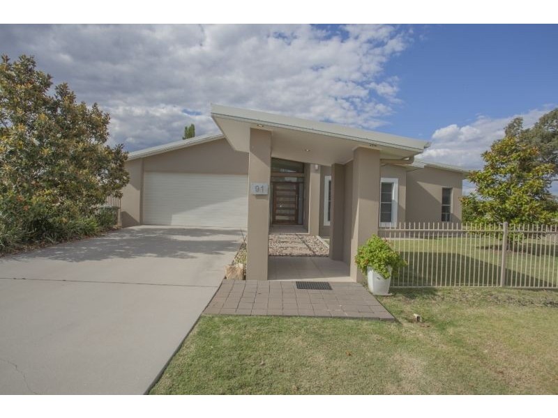 91 Sommerfeld Crs, Chinchilla QLD 4413
