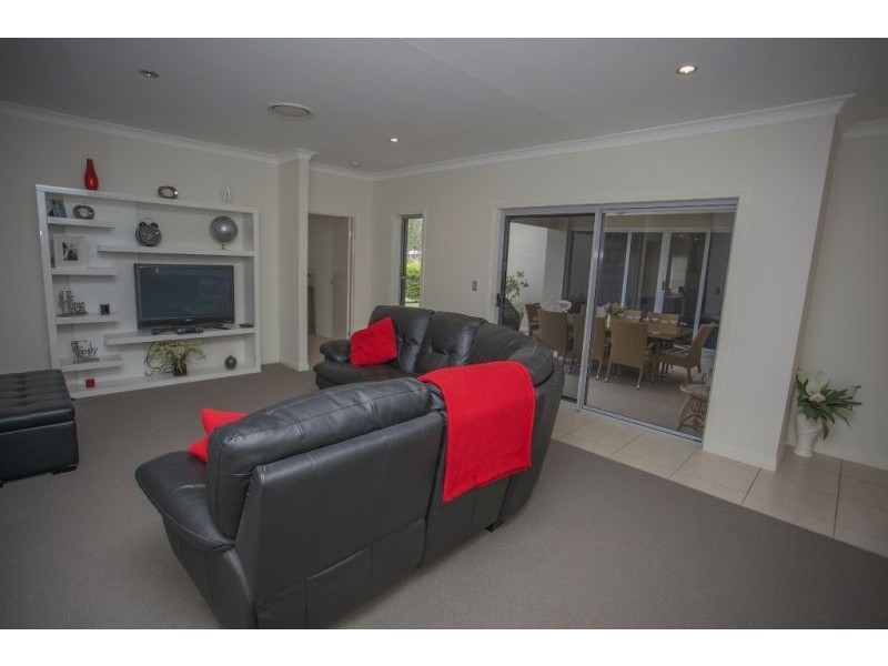 91 Sommerfeld Crs, Chinchilla QLD 4413