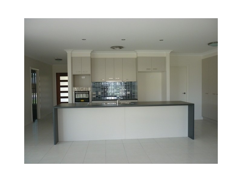 14 Sommerfeld Crescent, Chinchilla QLD 4413
