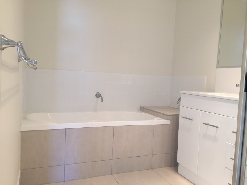 9b Hurse Street, Chinchilla QLD 4413