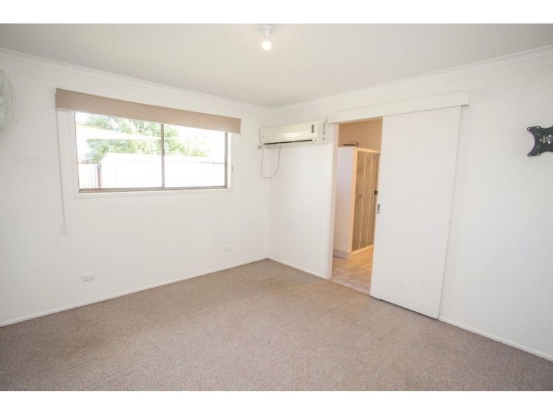 84e Boyd Street, Chinchilla QLD 4413