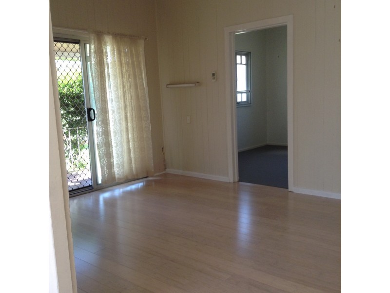 8 Evans Street, Chinchilla QLD 4413