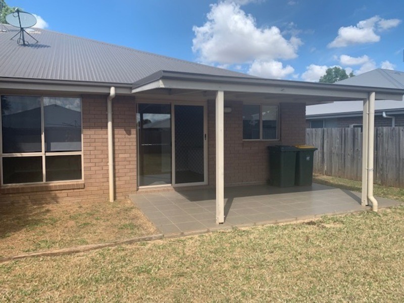 1/103 Zeller Street, Chinchilla QLD 4413
