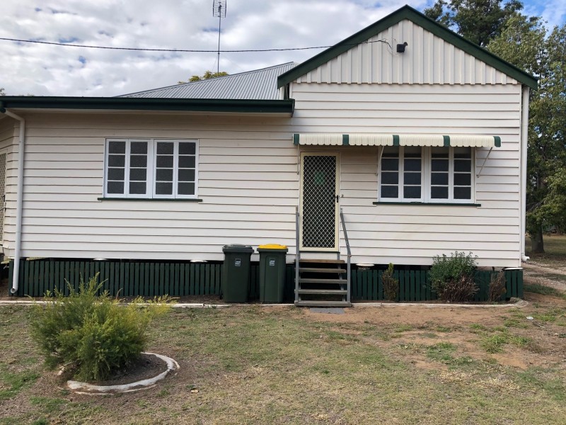 2/26 Park Street, Chinchilla QLD 4413