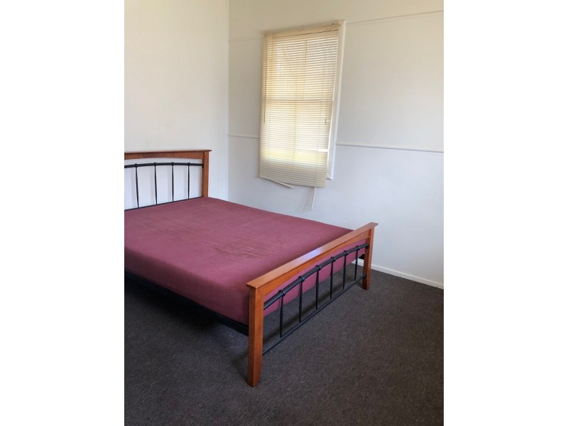 2/26 Park Street, Chinchilla QLD 4413