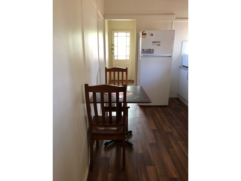 2/26 Park Street, Chinchilla QLD 4413