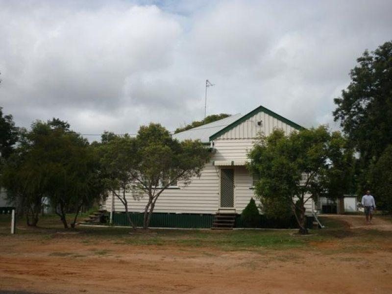 2/26 Park Street, Chinchilla QLD 4413