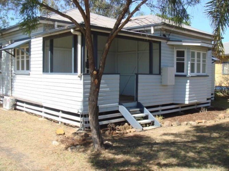 91 Middle, Chinchilla QLD 4413