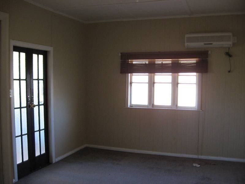 91 Middle, Chinchilla QLD 4413