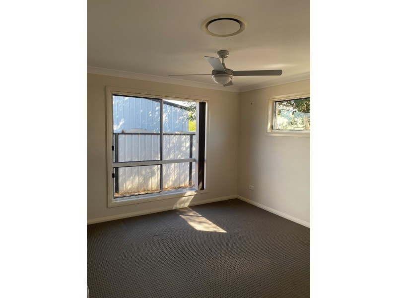 3/54 Windmill Road, Chinchilla QLD 4413