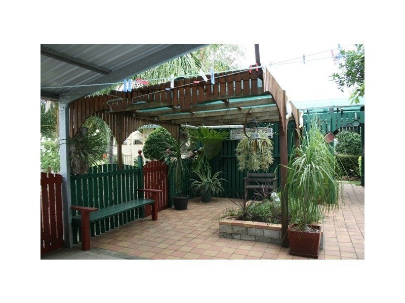 8 Wambo St, Condamine QLD 4416