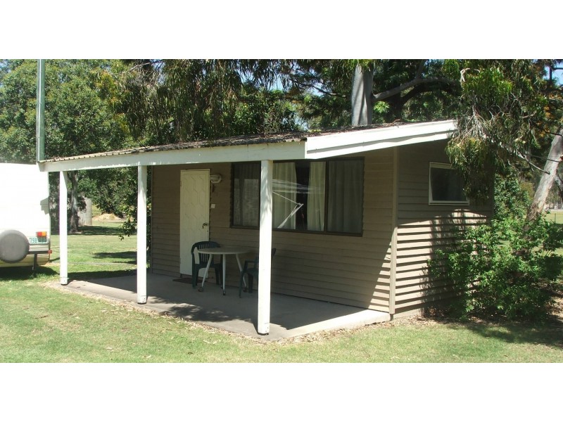 8 Wambo St, Condamine QLD 4416