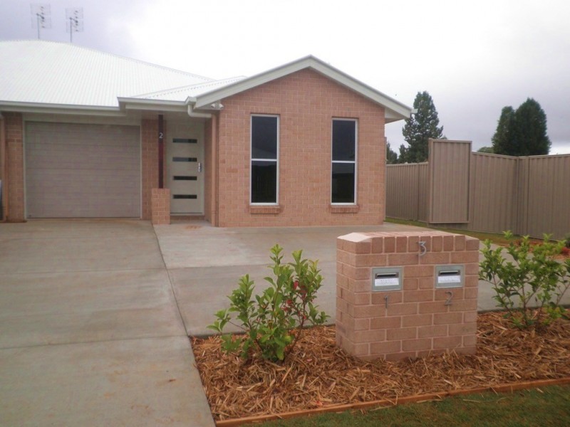 2/3 Platz Street, Chinchilla QLD 4413