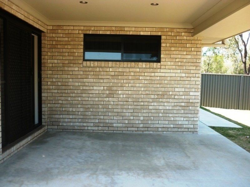 38D Cameron Street, Chinchilla QLD 4413