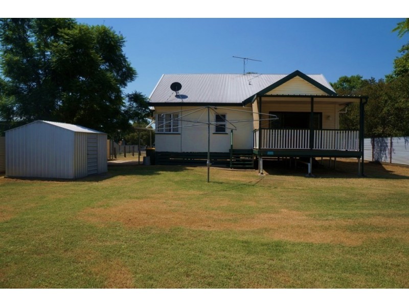 18 Condamine Street, Chinchilla QLD 4413